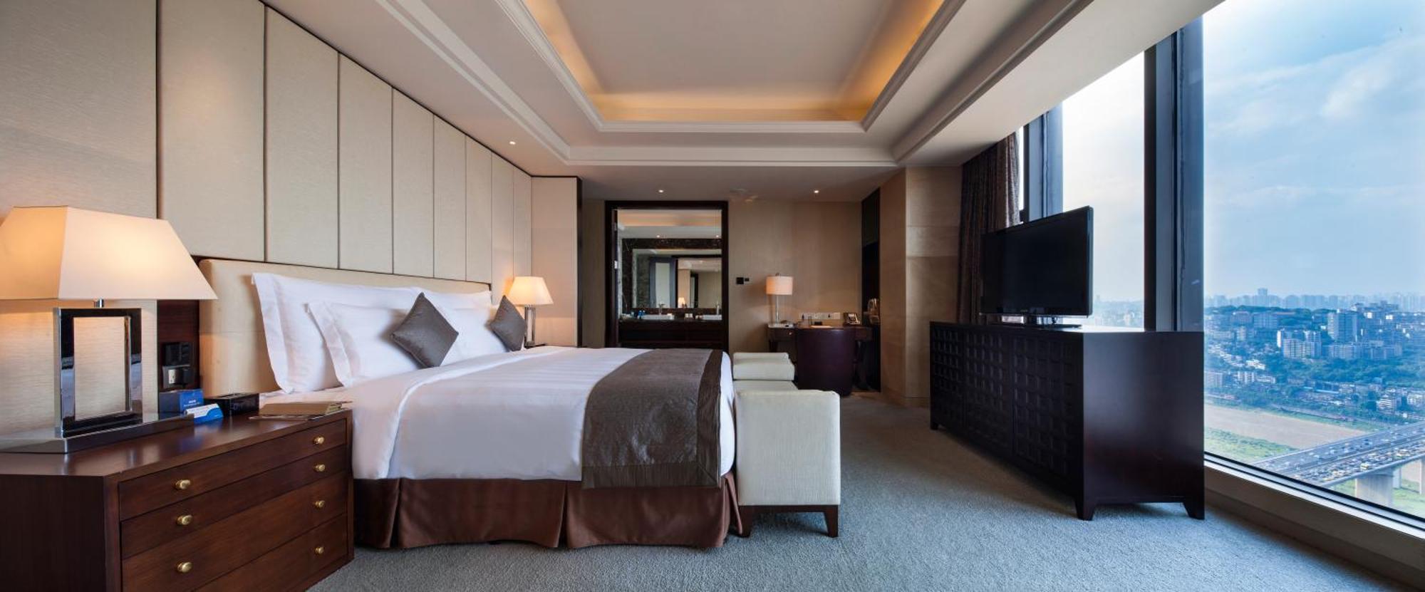 Radisson Blu Plaza Chongqing - Free 2 Bottle Of Local Beer Per Room During Stay Екстериор снимка