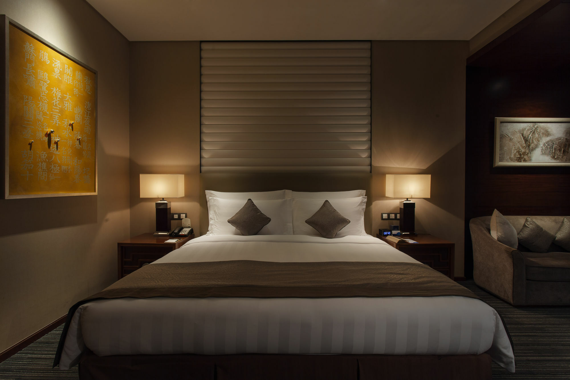 Radisson Blu Plaza Chongqing - Free 2 Bottle Of Local Beer Per Room During Stay Екстериор снимка